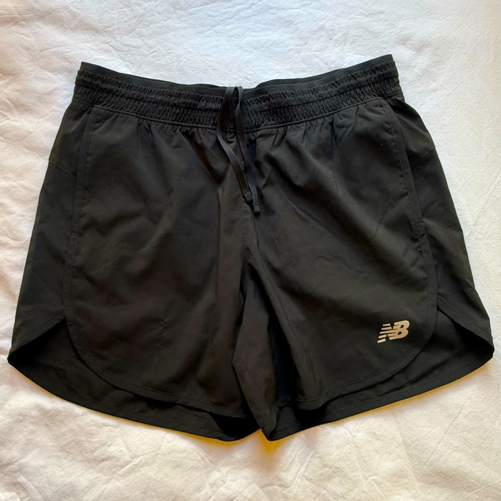 New Balance Accelerate Shorts Black